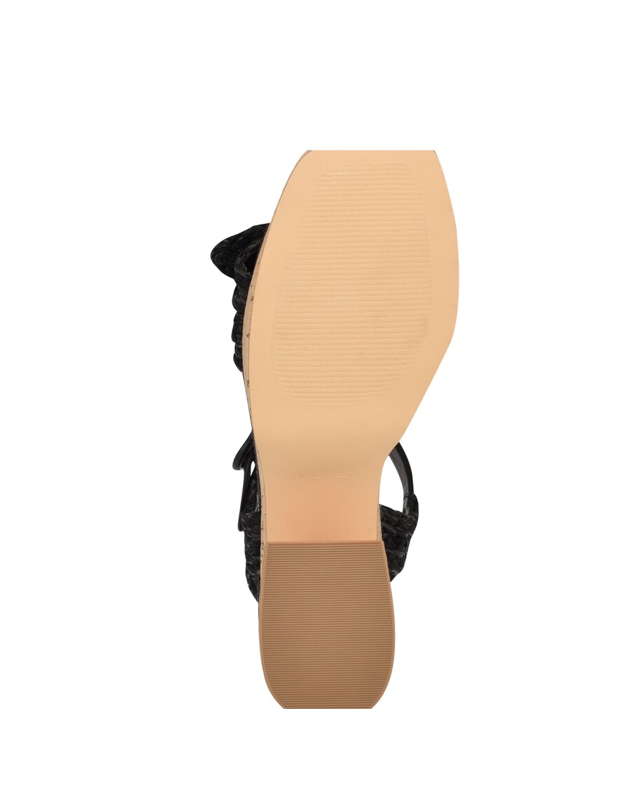 Deviņas Rietumu Comiele Platformas Sandales