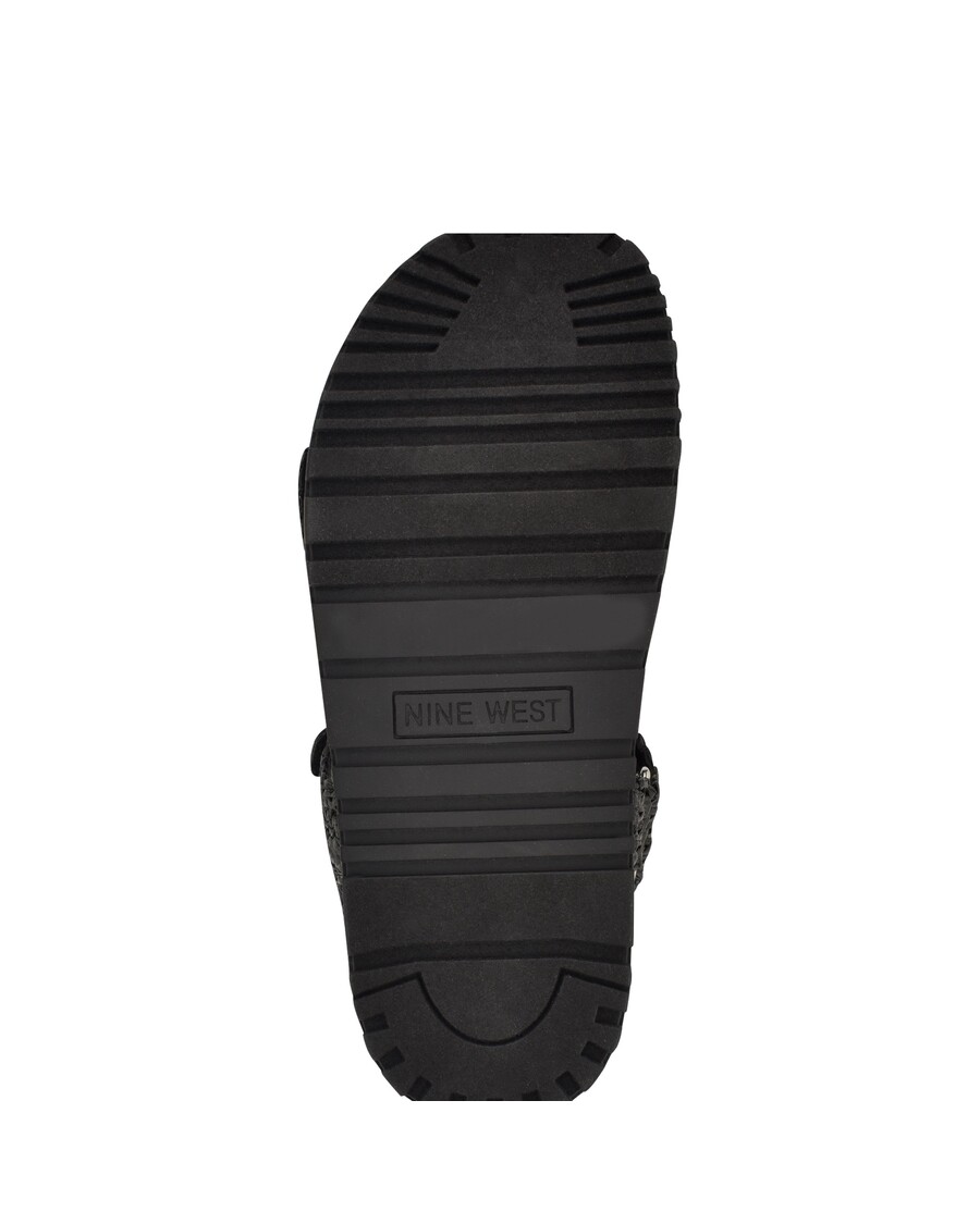 صندل ناين ويست دينرة للقدم