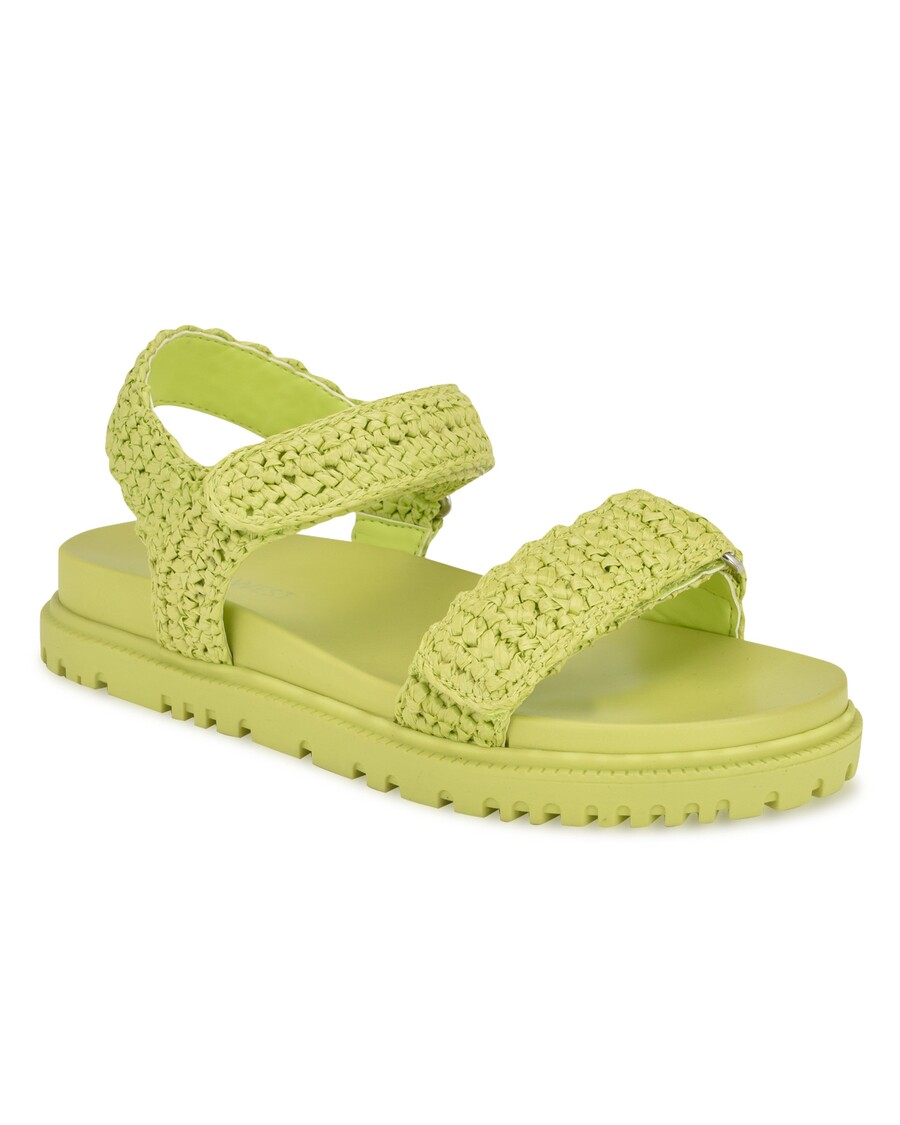 Yhdeksän Läntinen Dinrah -sandaalia