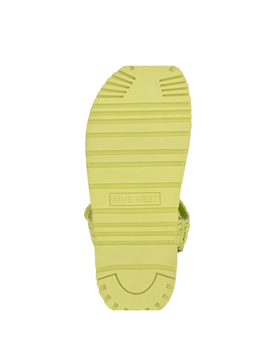 Yhdeksän Läntinen Dinrah -sandaalia