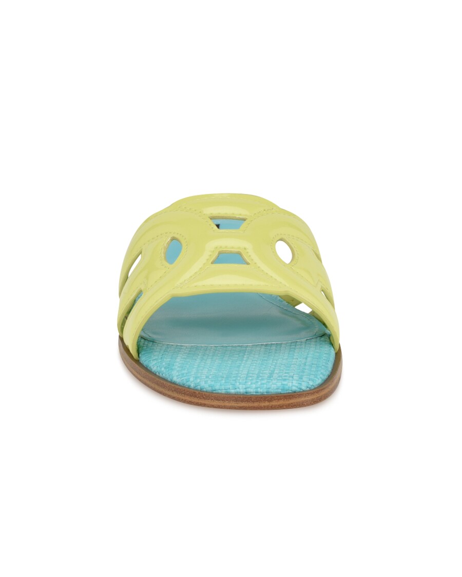 Deviņas Rietumu Geena Plakanas Slide Sandales