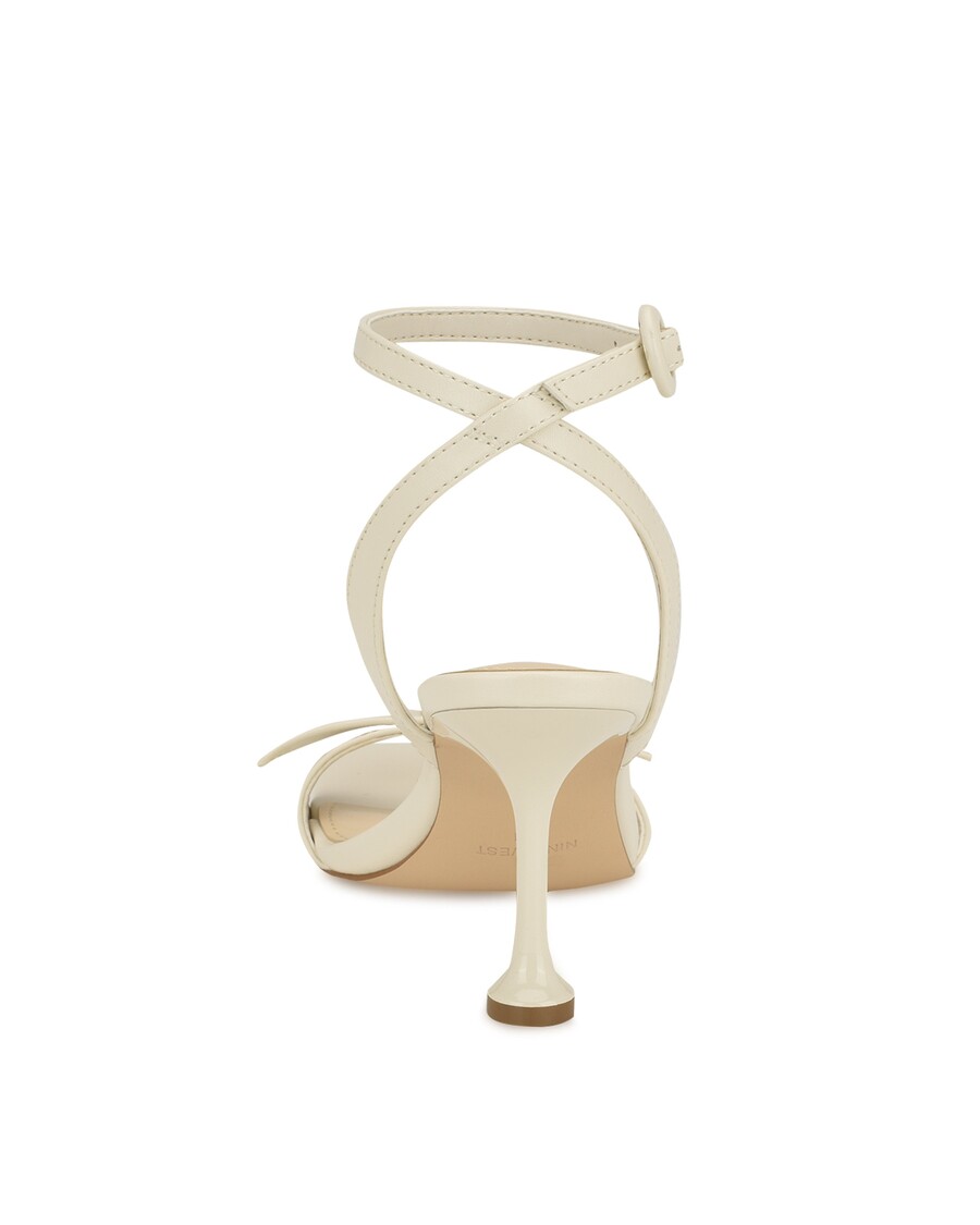 Yhdeksän West Kensta Rusetti Sandaalit