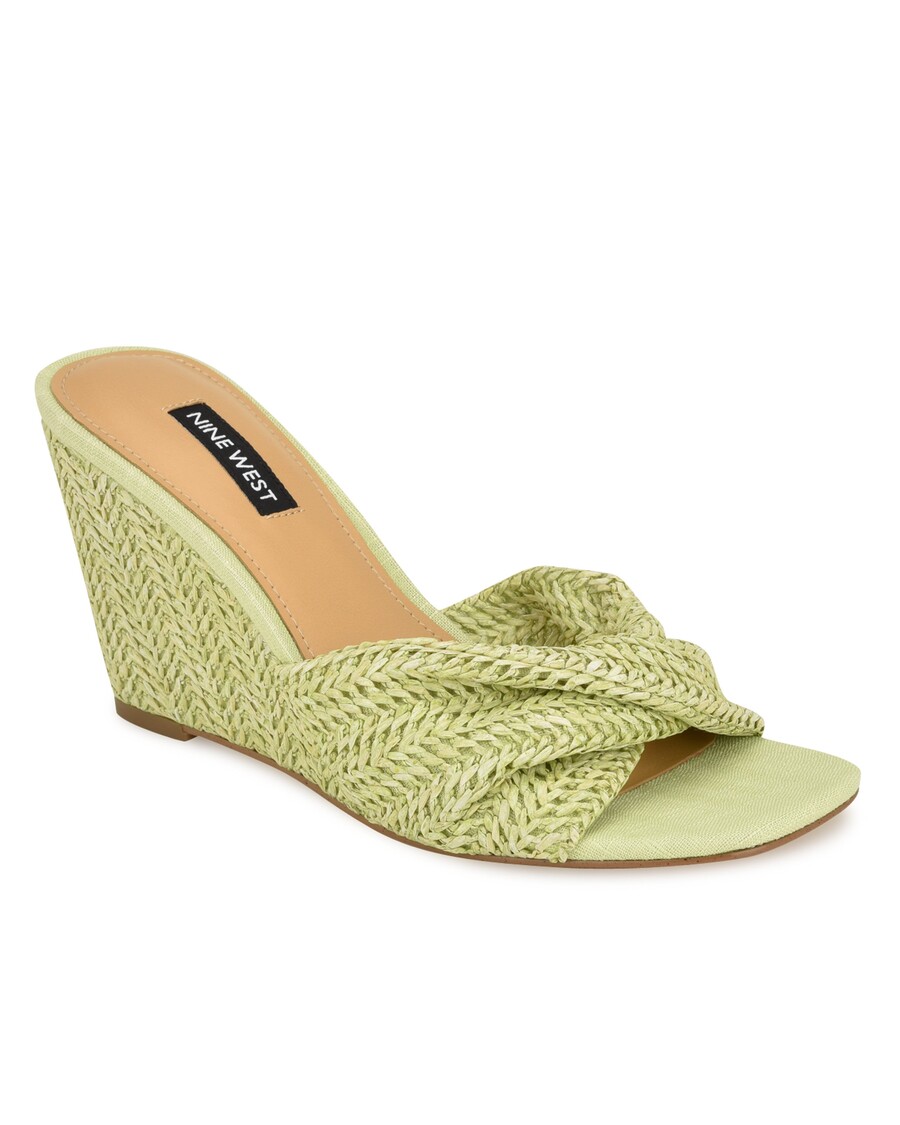 Deväť Západ Nikhil Twist Klinové Sandále