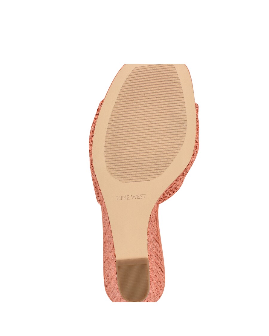 Deväť Západ Nikhil Twist Klinové Sandále