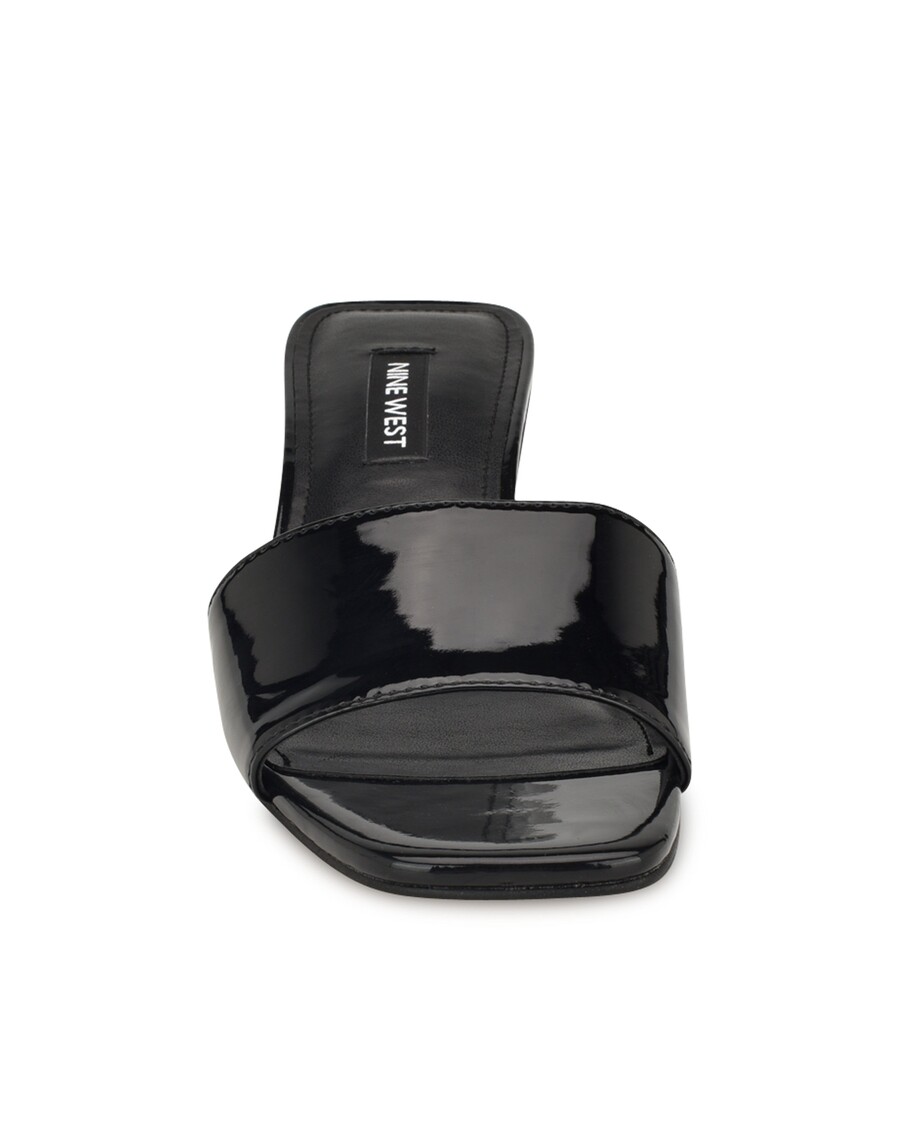 Deviņas Rietumu Pāra Slide Sandales