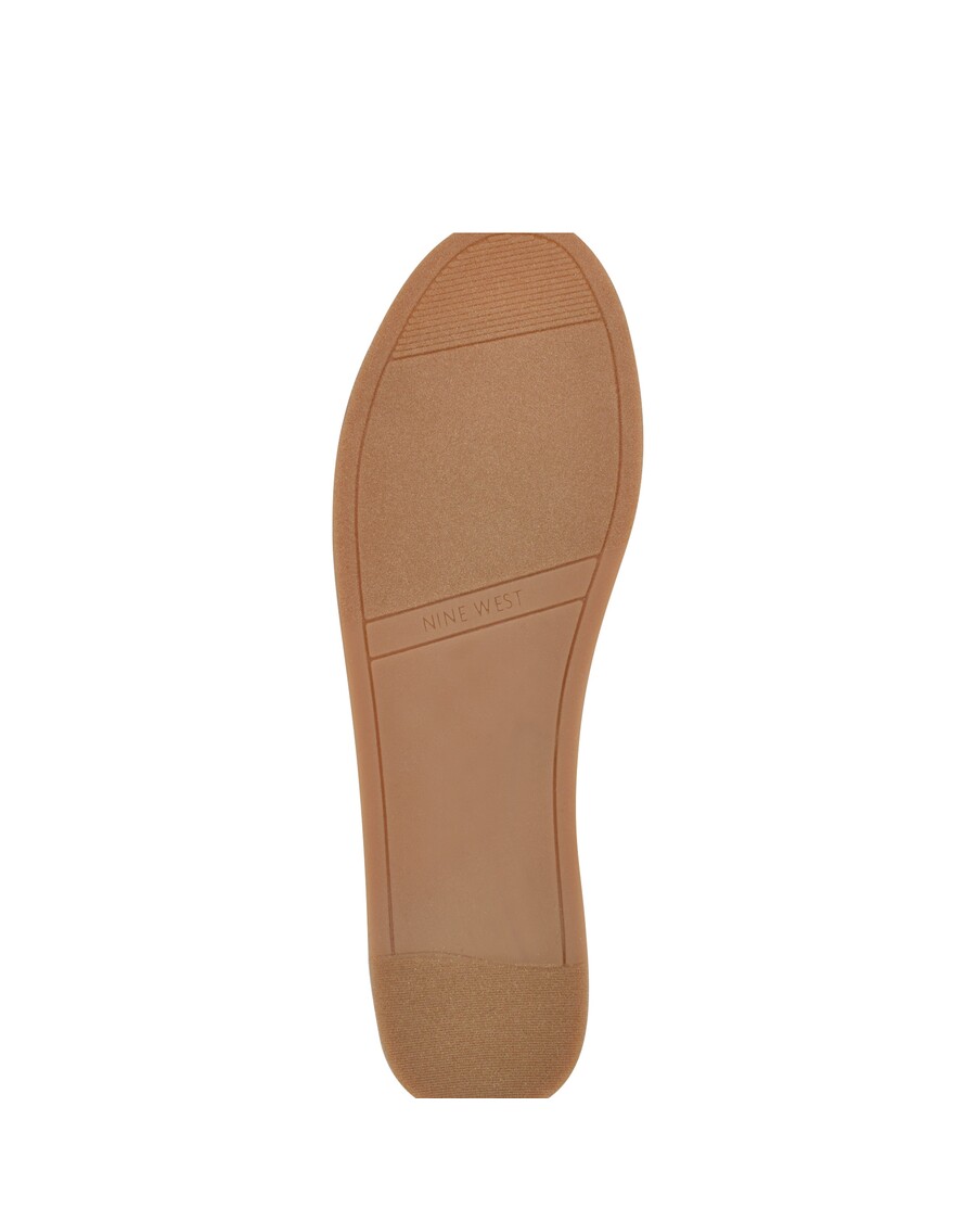 Płaskie Sandały Na Płaskiej Podeszwie Marki Dziewięć West Hamden