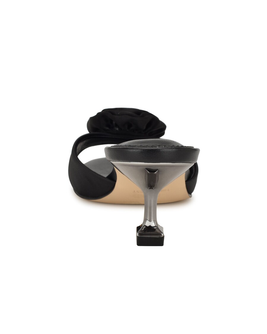 üheksa Läänedahlia Rossetti Sandaalid