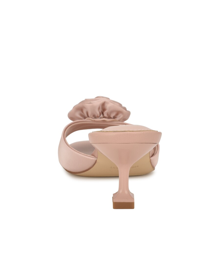 üheksa Läänedahlia Rossetti Sandaalid