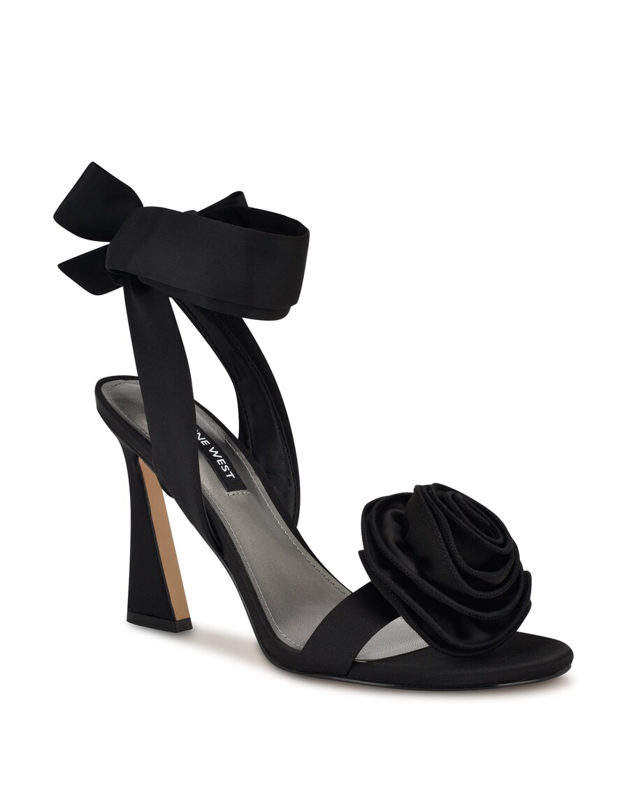 Nove Sandali Con Rosetta West Krave