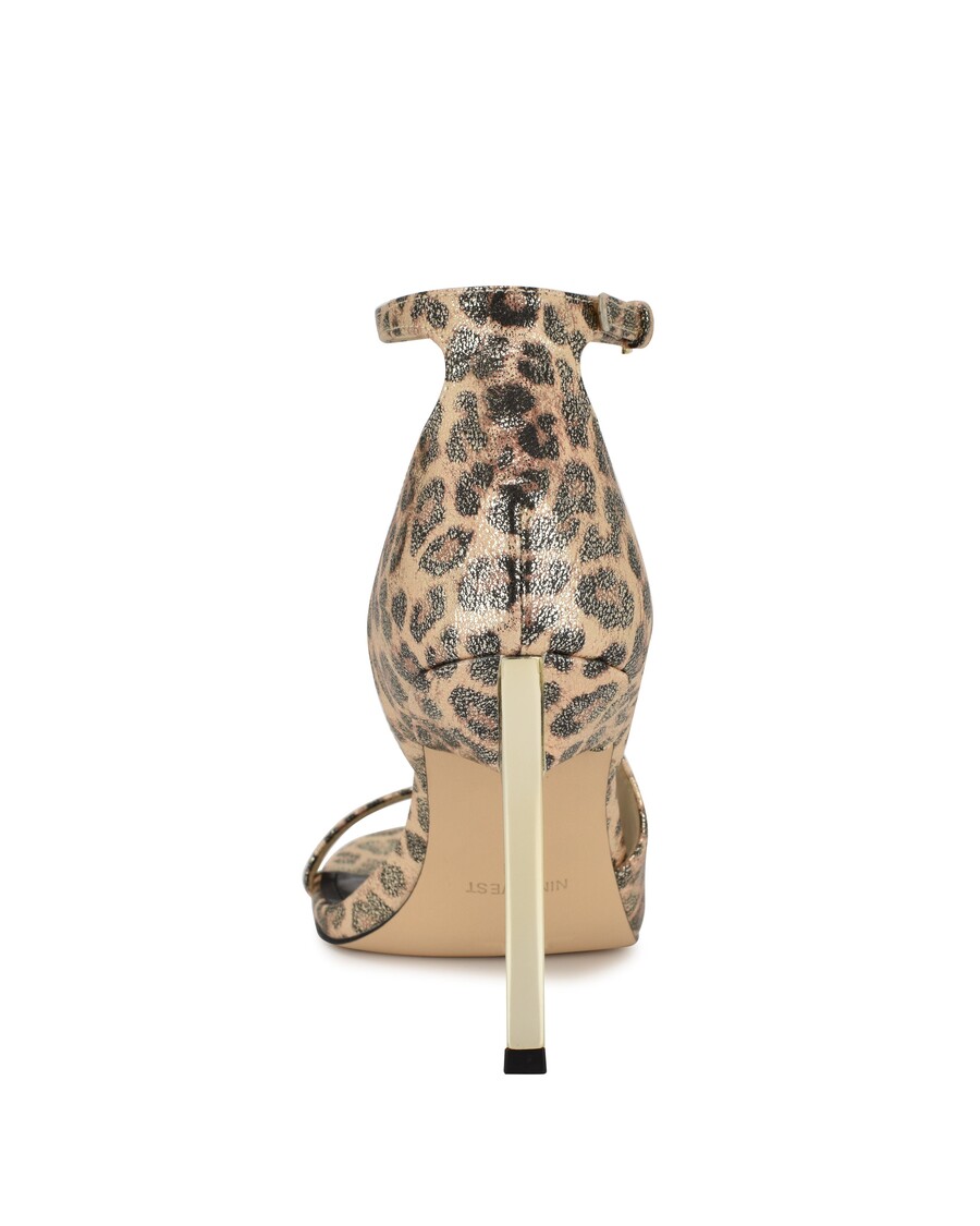 Deväť Západných Shimmy Sandálov