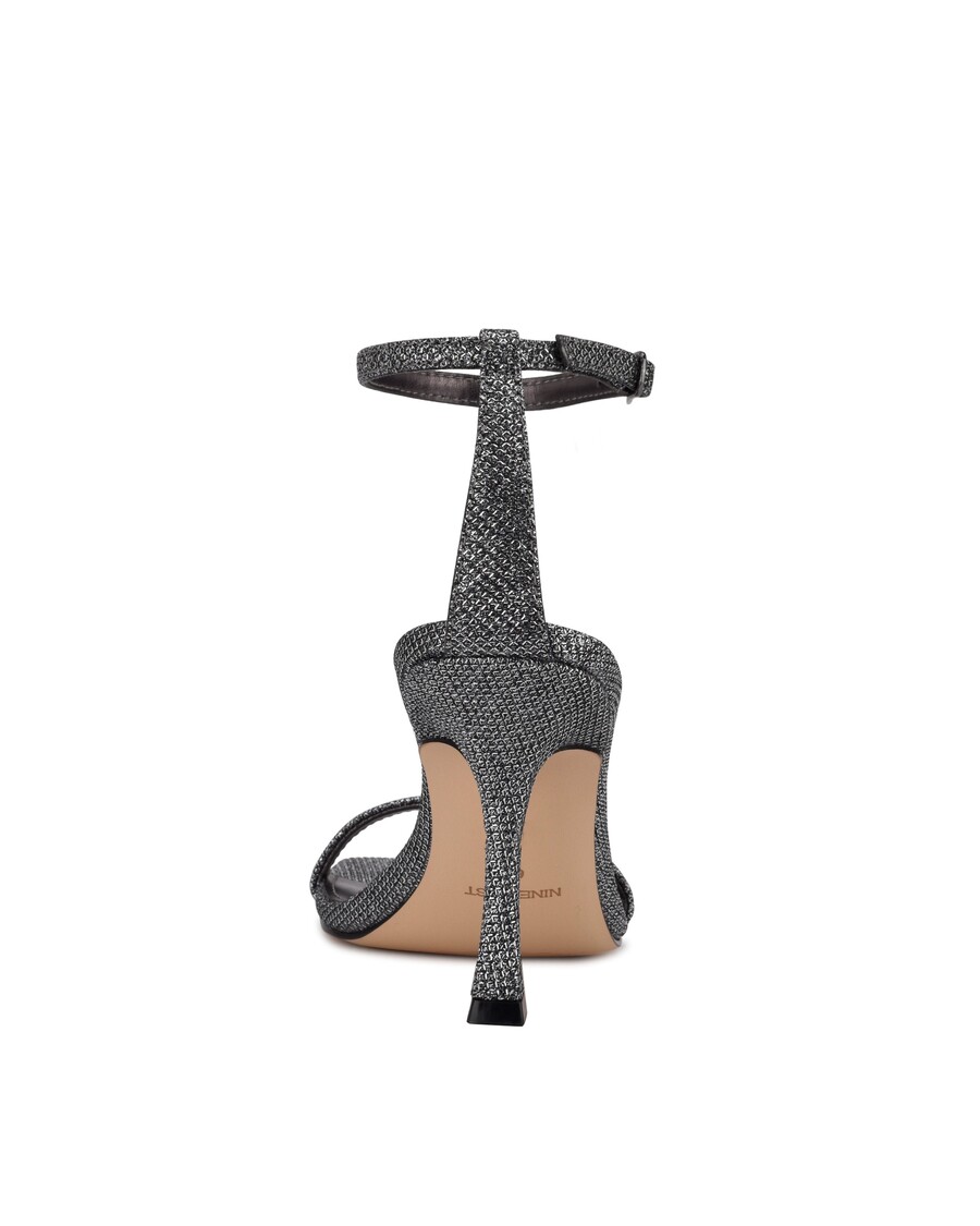 Deviņas Rietumu Yess Potītes Siksnu Sandales