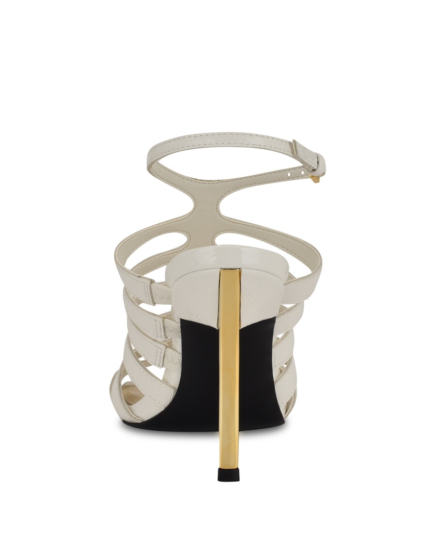 üheksa Läänesaleeni Puuriga Rihmaga Sandaalid