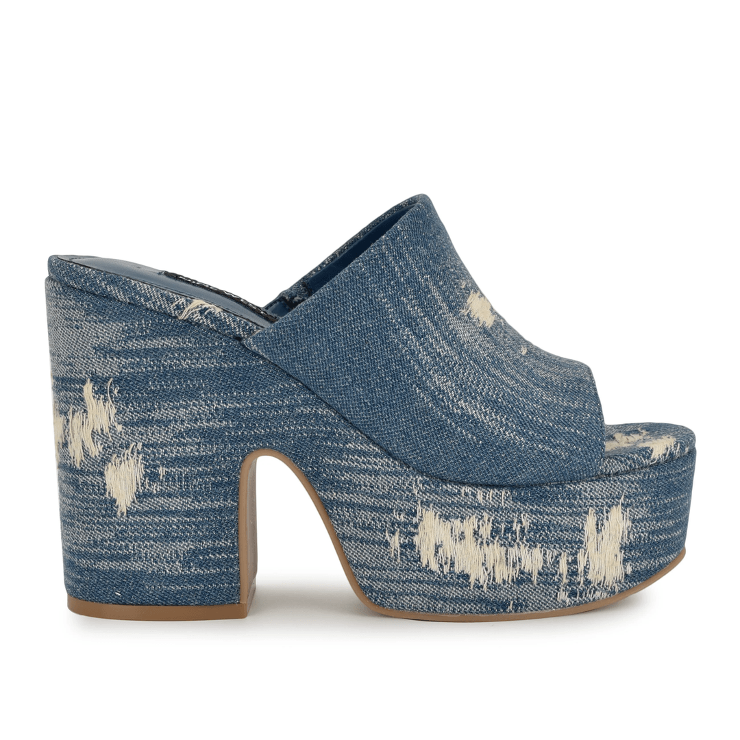 εννέα δυτικά ολίσθηση πλατφόρμας σανδάλια φθαρμένο τζιν