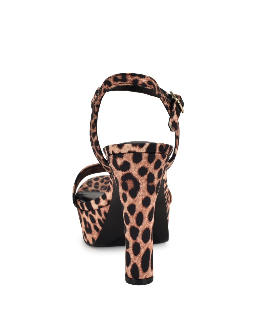 Kilenc West Solas Platformszandál